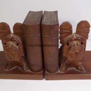 scotties books carved bookends
